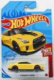 17 Nissan GT-R (R35)