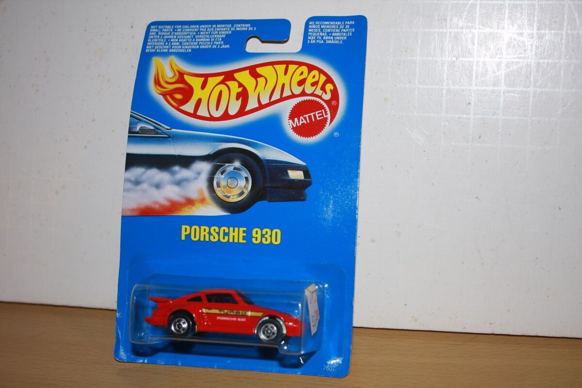 Porsche 930