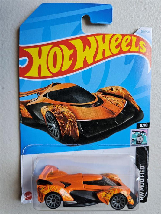 McLaren Solus GT